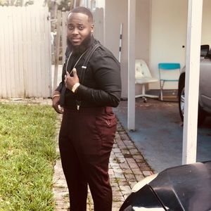 Meet your Posher, Eric